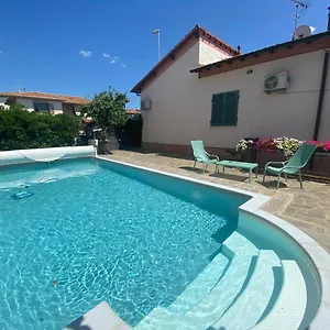 Villa Casa Rosa, Cecina (Livorno)